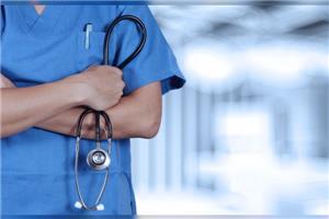28 طبيبا مقيما في مستشفى الأمير حمزة يعملون دون أجر